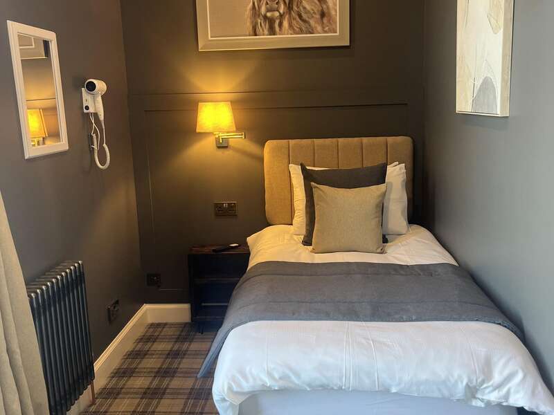 Single En-suite Room (Room Only)